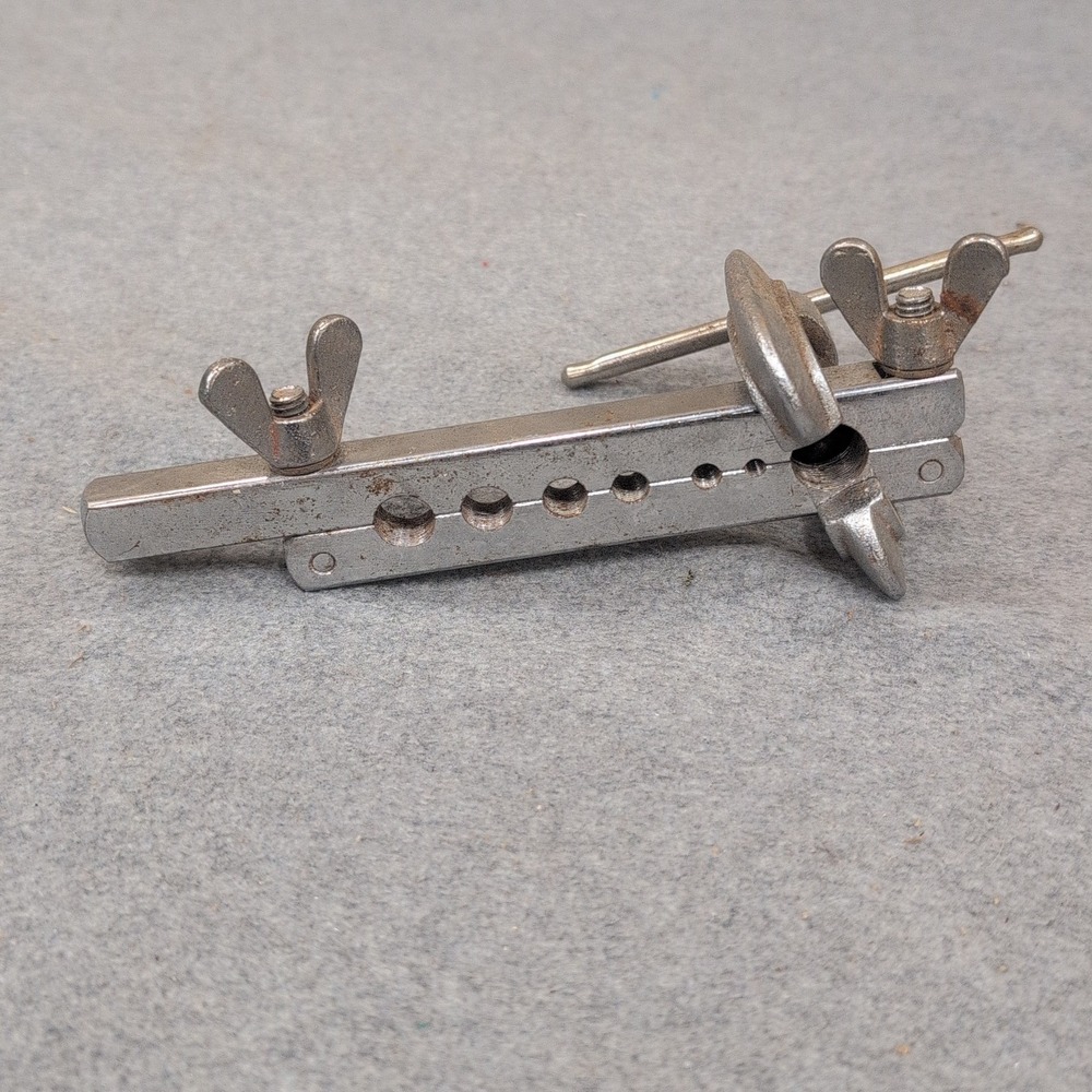 Vintage Manual‎ Tubing Flaring Tool for Copper Brass Aluminum Pipe Repair - Picture 5 of 5